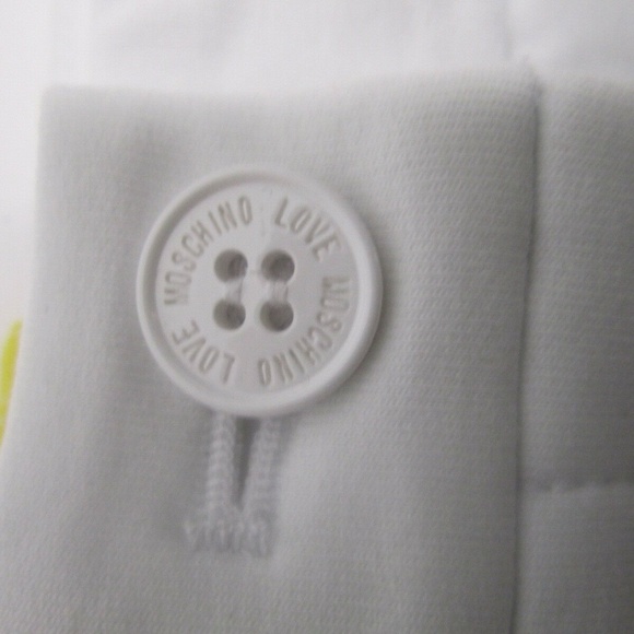 Love Moschino Sweat Short Size 6 - Picture 4 of 8